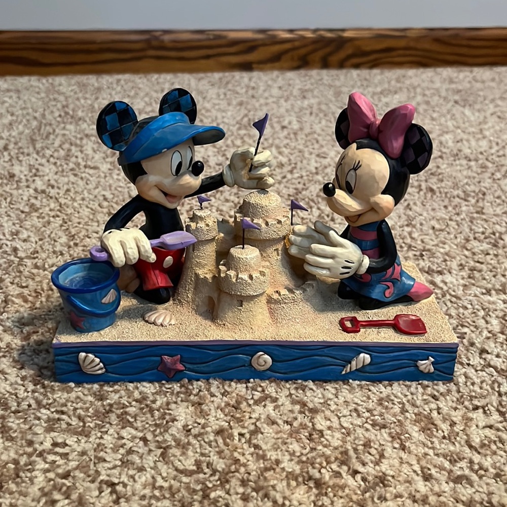 Mickey & Minnie